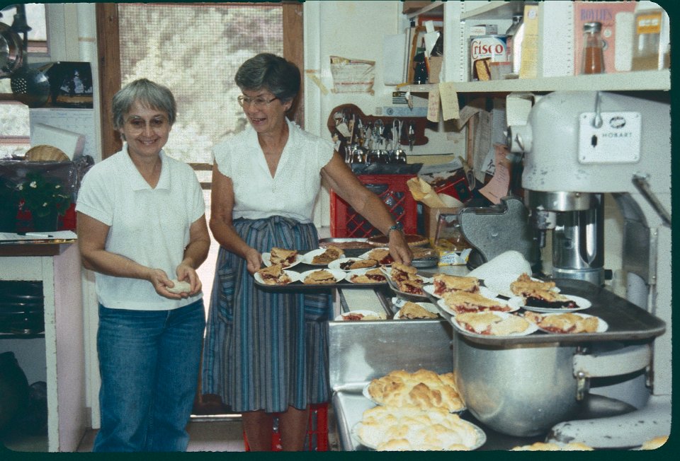 Kitchen- Lynn Lankton - Helen Breeze